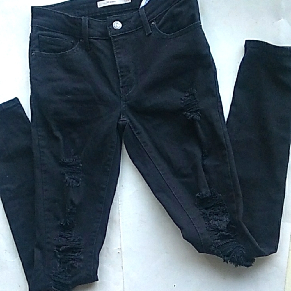 Levi’s 711 Distressed Black Skinny Jeans Size 25
